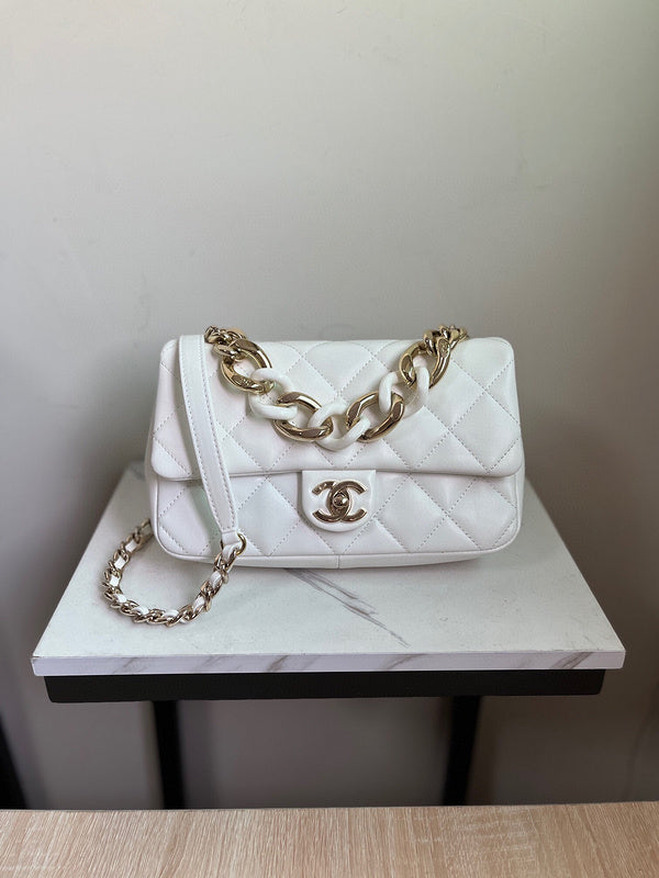 Luxe Touch Bags 

 -  Bags - 2704