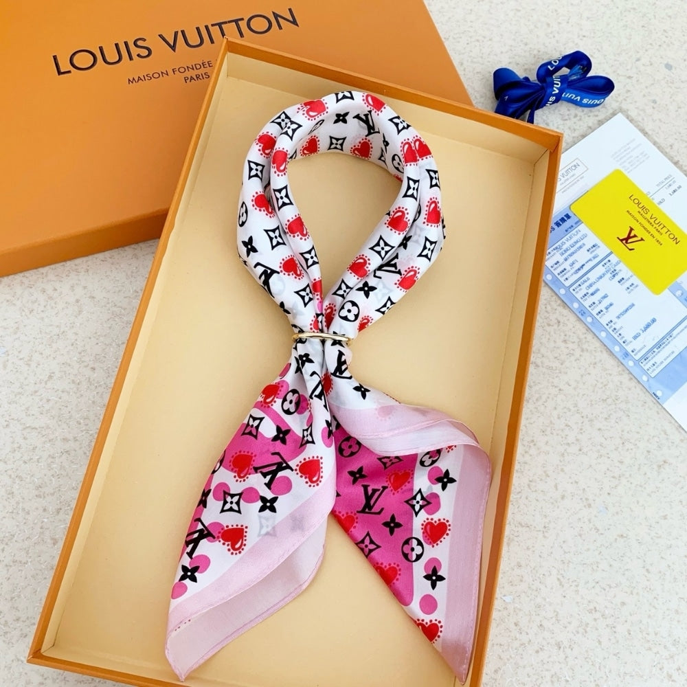 LV U SQUARE 45 IN PINK 70CM M77354