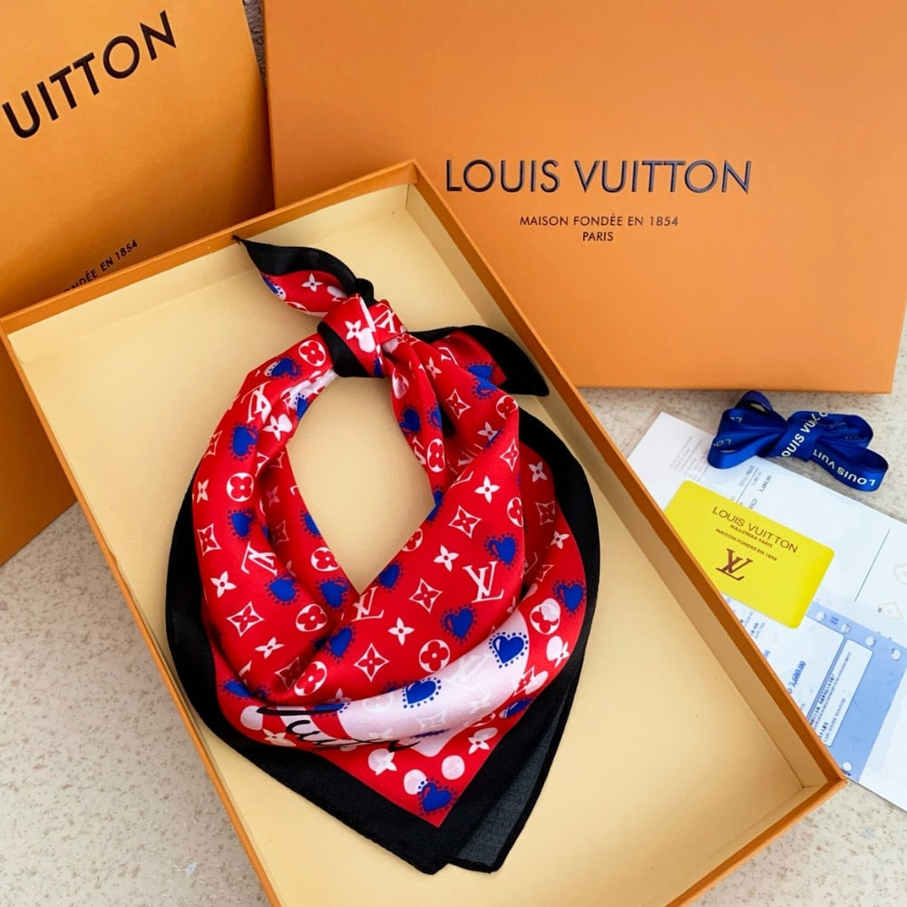 LV U SQUARE 45 IN RED 70CM