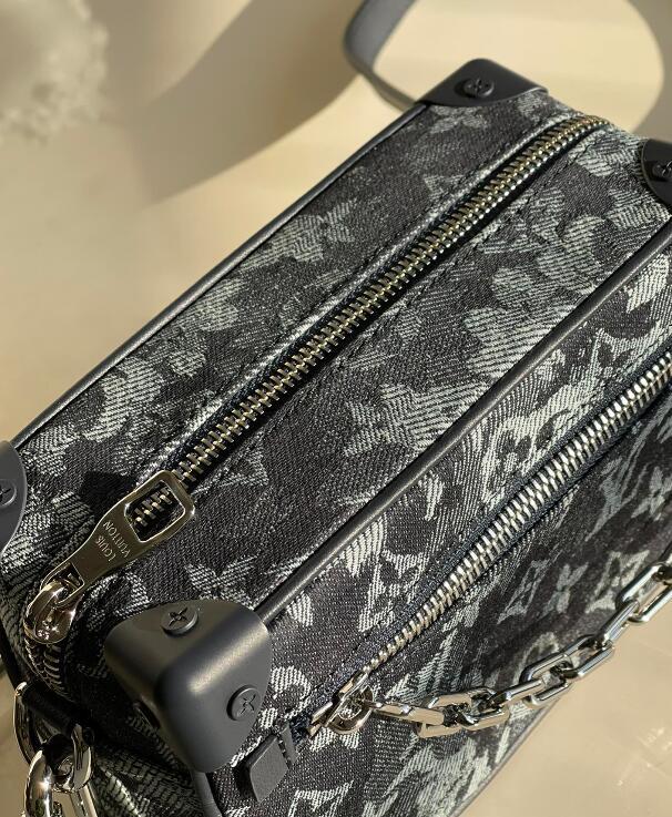 Luxe Touch Bags -   2549