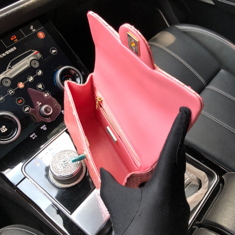 Luxe Touch Bags 

 -  Bags - 2922