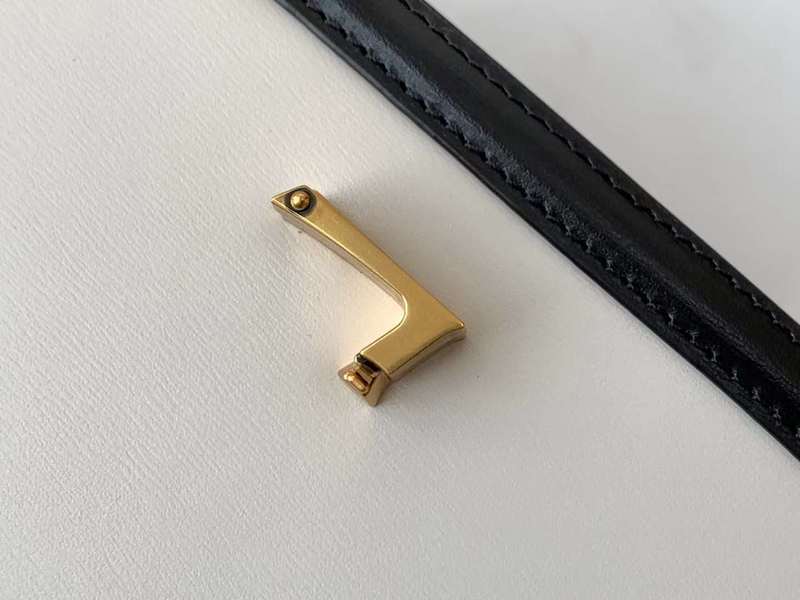 Luxe Touch - SLY Bags 127