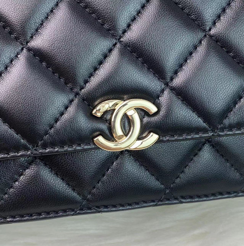 Luxe Touch Bags 

 -  Bags - 3076