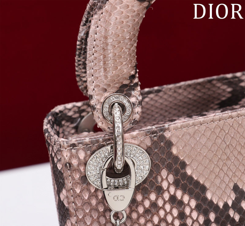 LTB - Luxe Touch Bags - 138