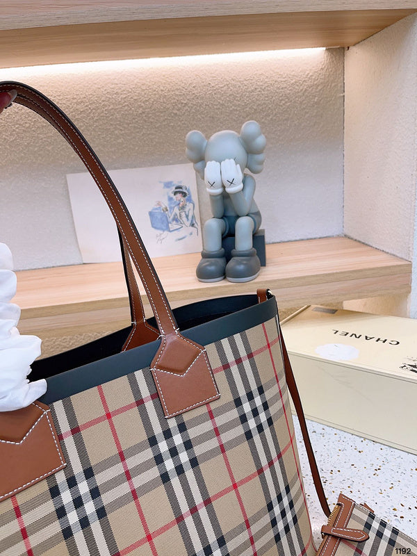Luxe Touch Bags Fashion -BBR Bags - 1689