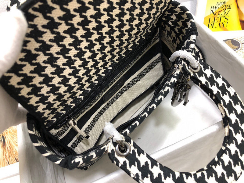 LTB - Luxe Touch Bags - 1639