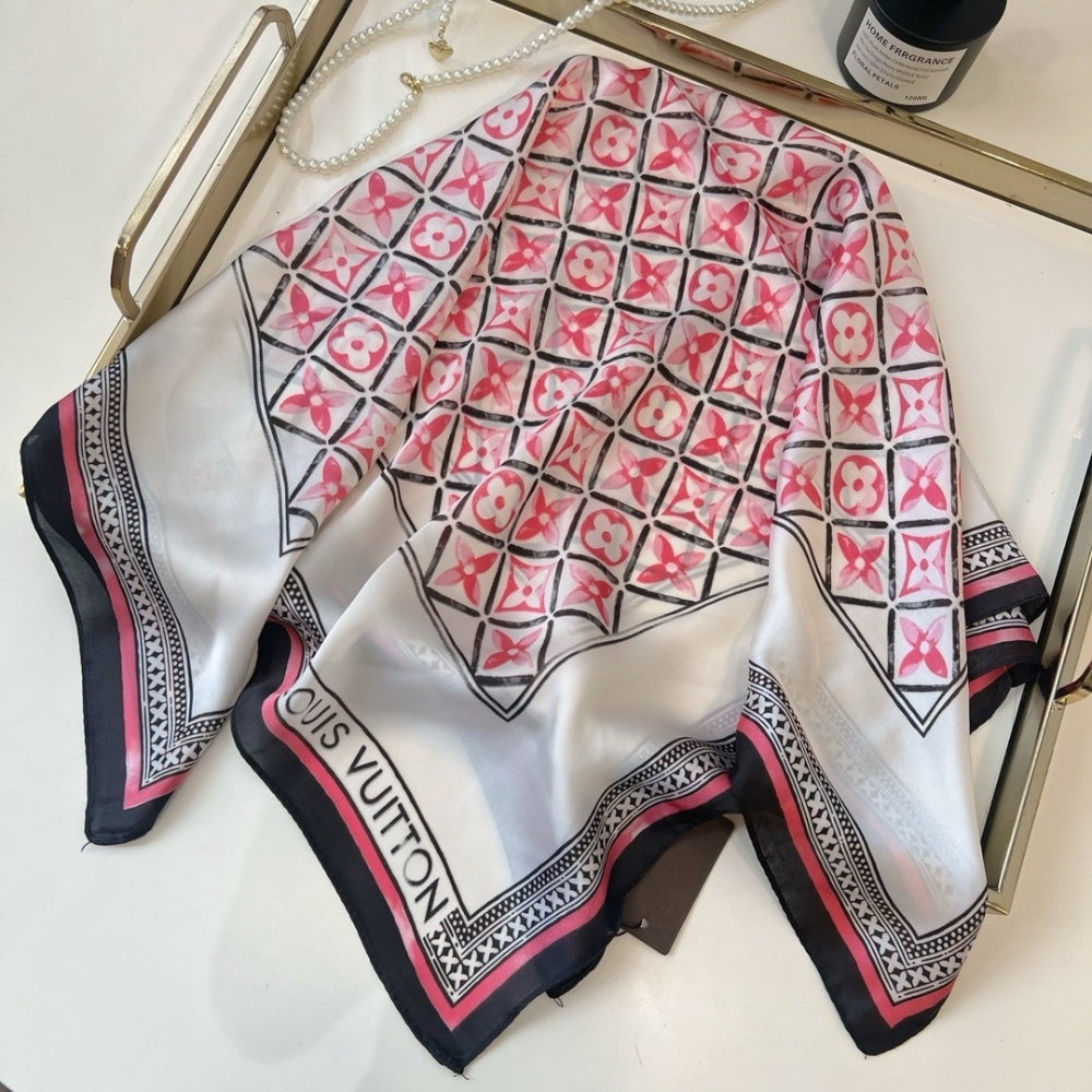 LV MONOGRAM FLOWER TILE IN LIGHT PINK 70CM