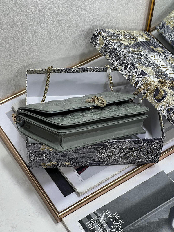 LTB - Luxe Touch Bags - 302