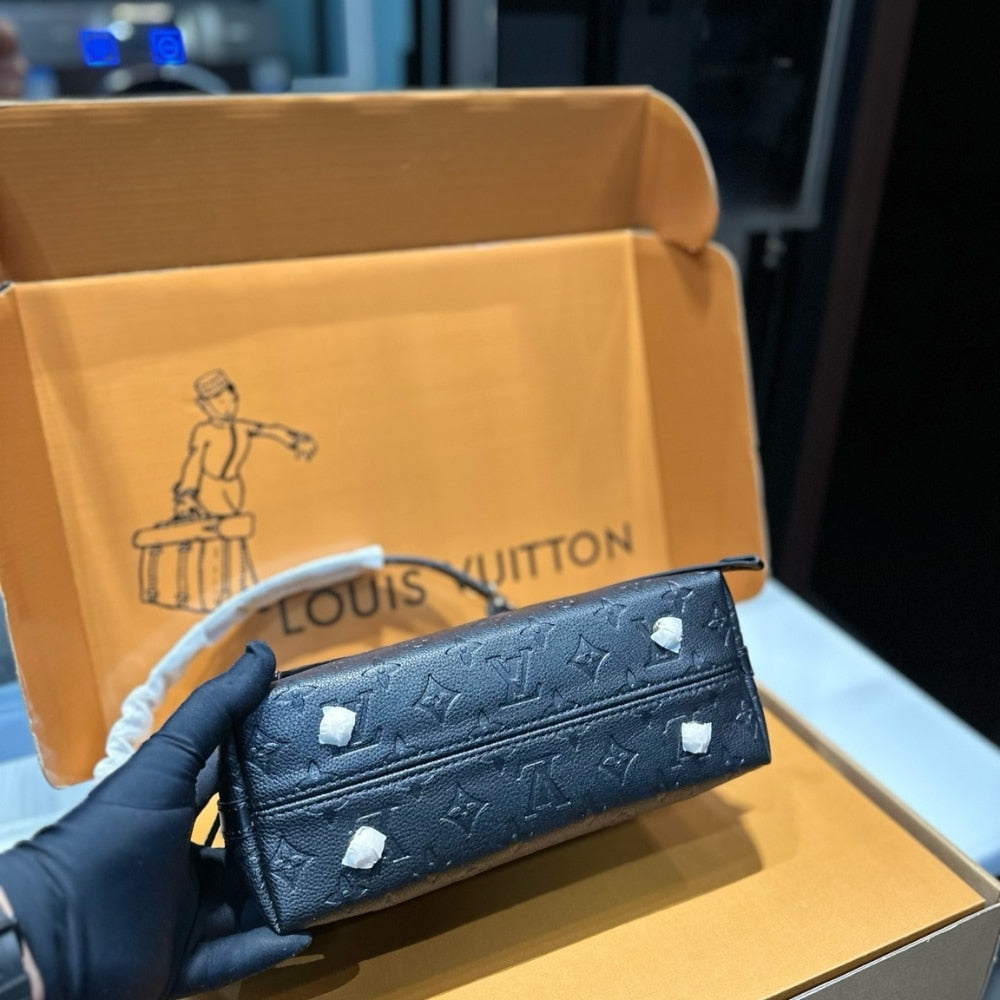 LV CARRYALL BB BAG MONOGRAM BLACK 26CM