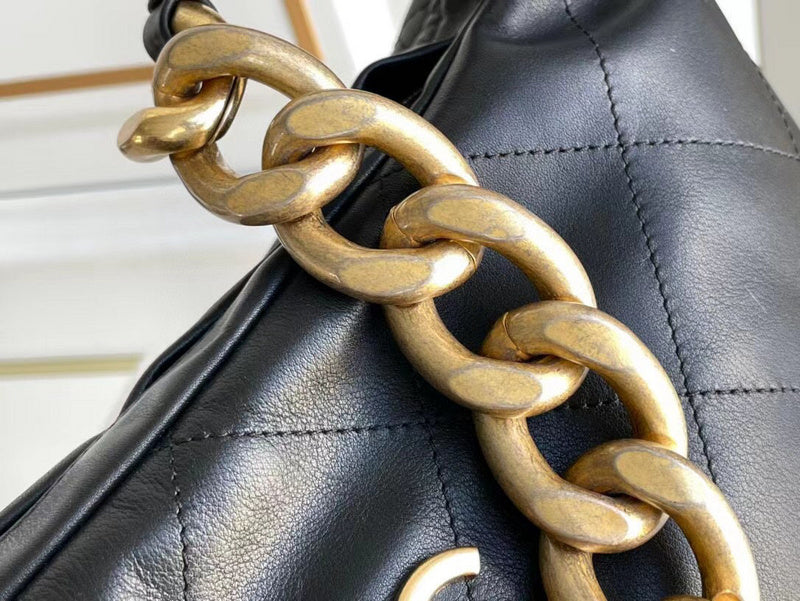 Luxe Touch Bags 

 -  Bags - 3111