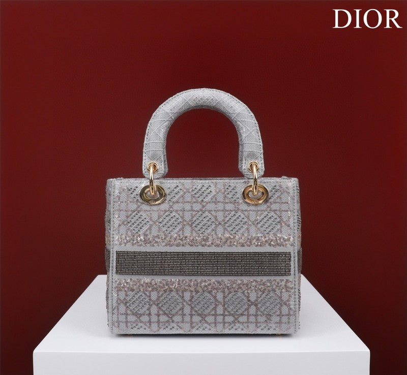 LTB - Luxe Touch Bags - 2019