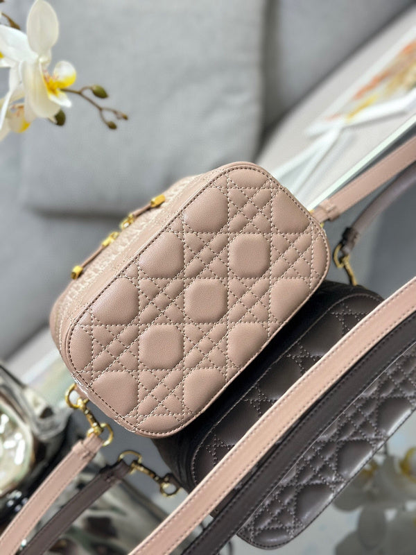 LTB - Luxe Touch Bags - 076