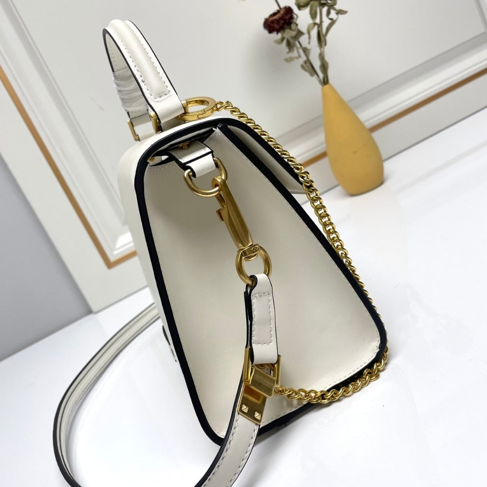 VO GARAVANI SMALL VSLING WICKER HANDBAG WHITE 22CM