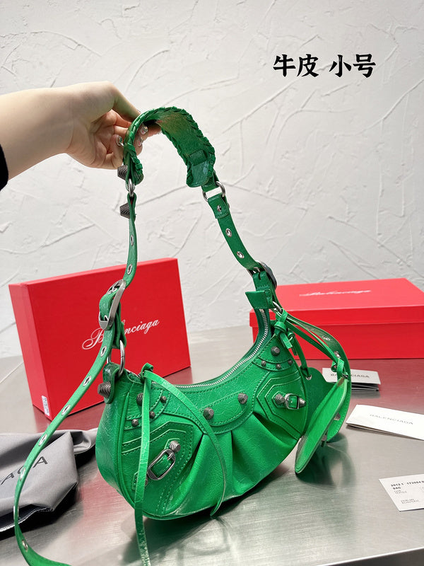 Luxe Touch Fashion - BGA Bags - 1602
