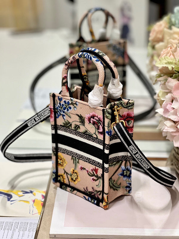 LTB - Luxe Touch Bags - 738