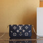 Luxe Touch Bags -   2277