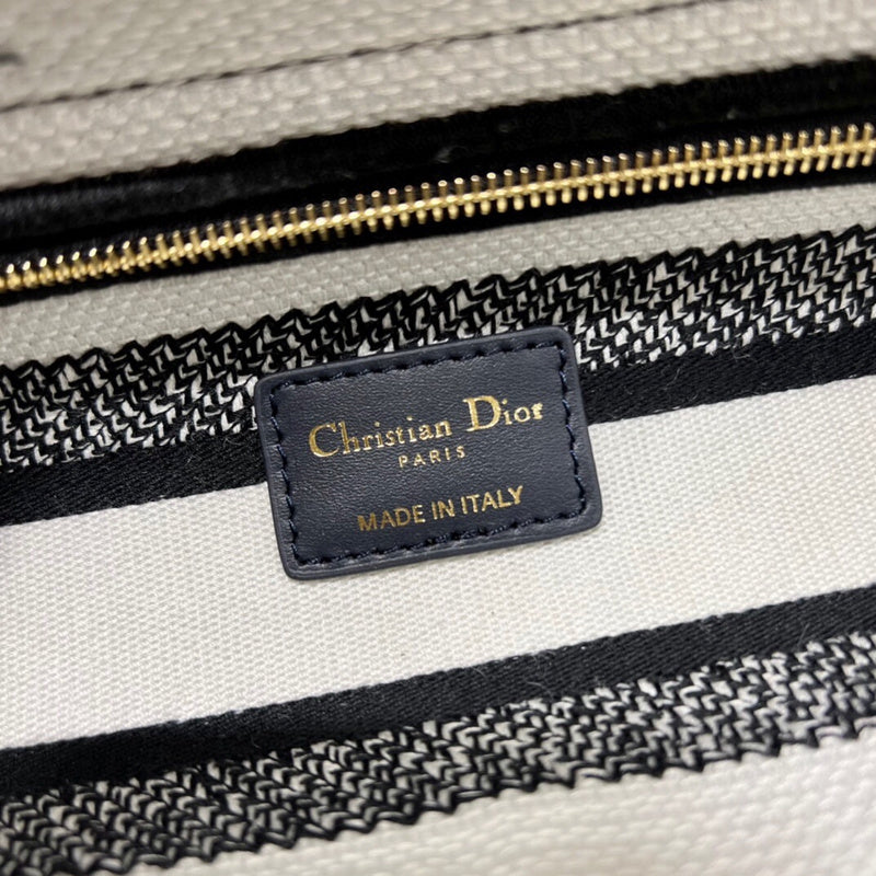 LTB - Luxe Touch Bags - 078