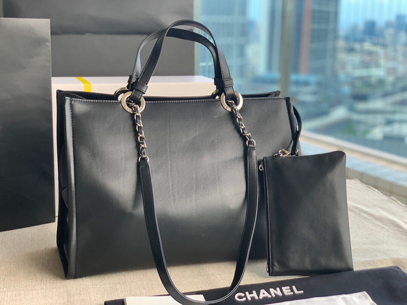 Luxe Touch Bags 

 -  Bags - 2976