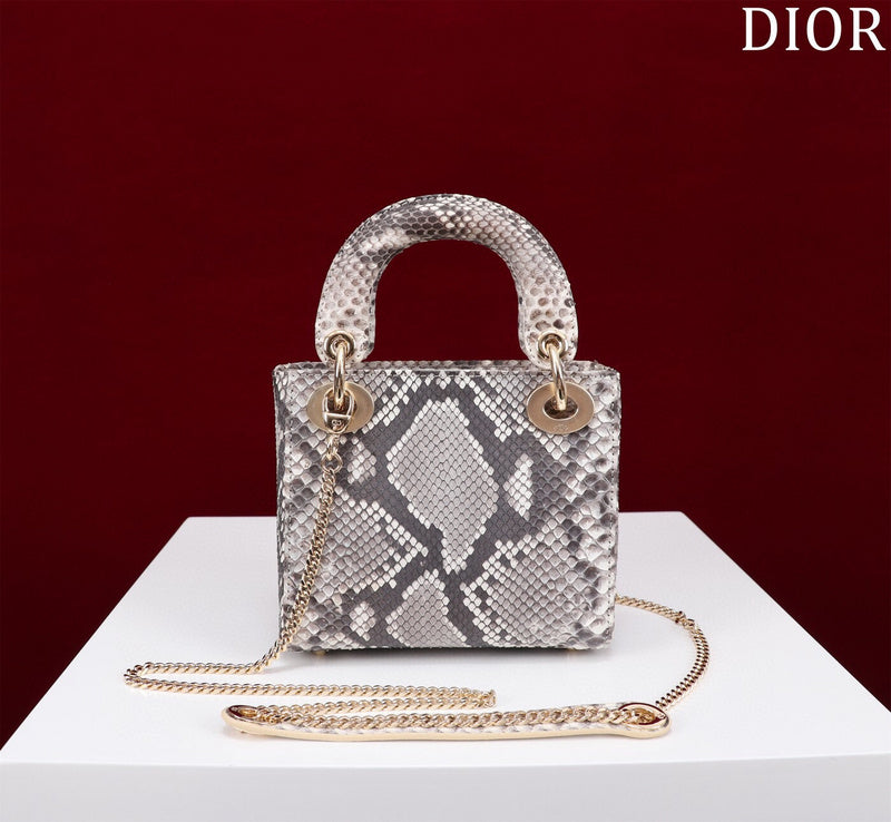 LTB - Luxe Touch Bags - 111