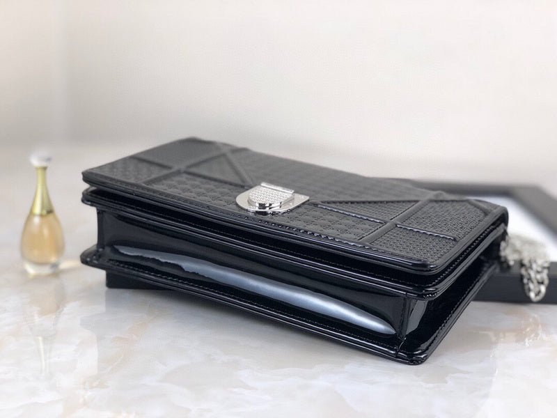 LTB - Luxe Touch Bags - 656