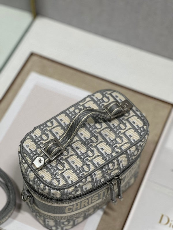LTB - Luxe Touch Bags - 1952