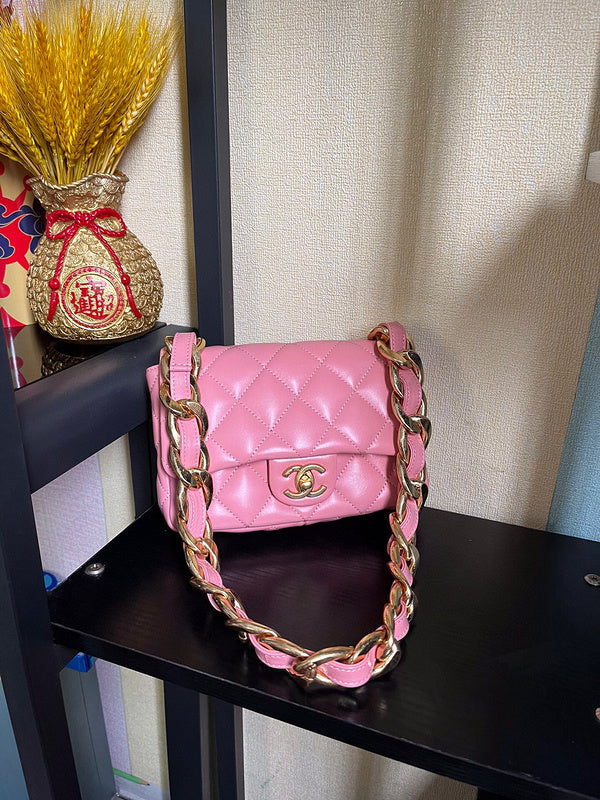 Luxe Touch Bags 

 -  Bags - 3084
