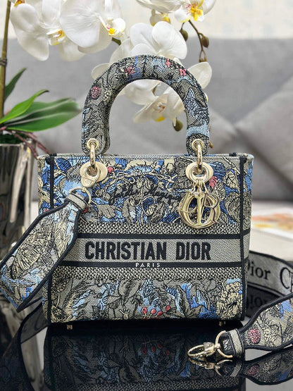 LTB - Luxe Touch Bags - 221