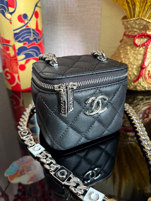 Luxe Touch Bags 

 -  Bags - 3160