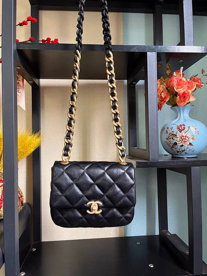 Luxe Touch Bags 

 -  Bags - 3343