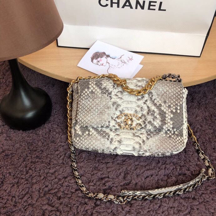 Luxe Touch Bags 

 -  Bags - 3073