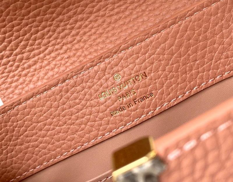 Luxe Touch Bags -   2600