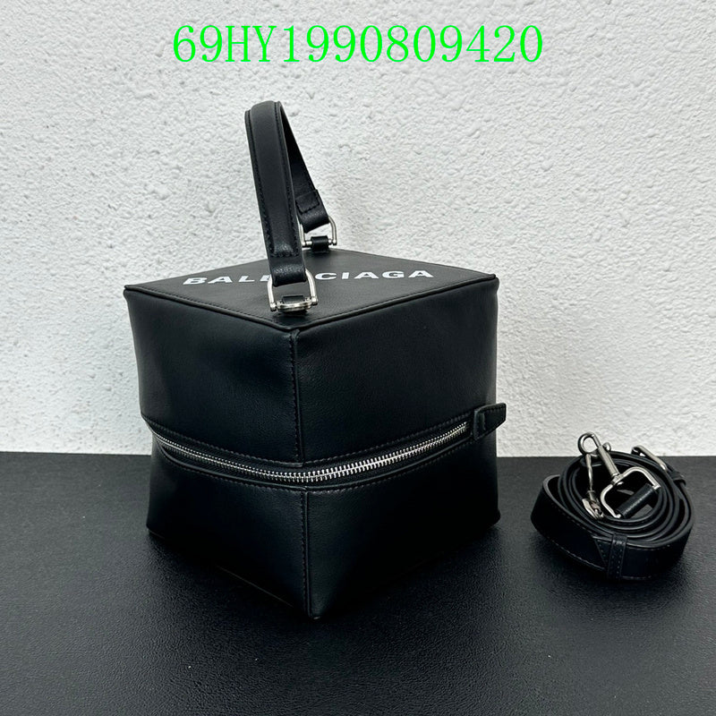 Luxe Touch Fashion - BGA Bags - 1640