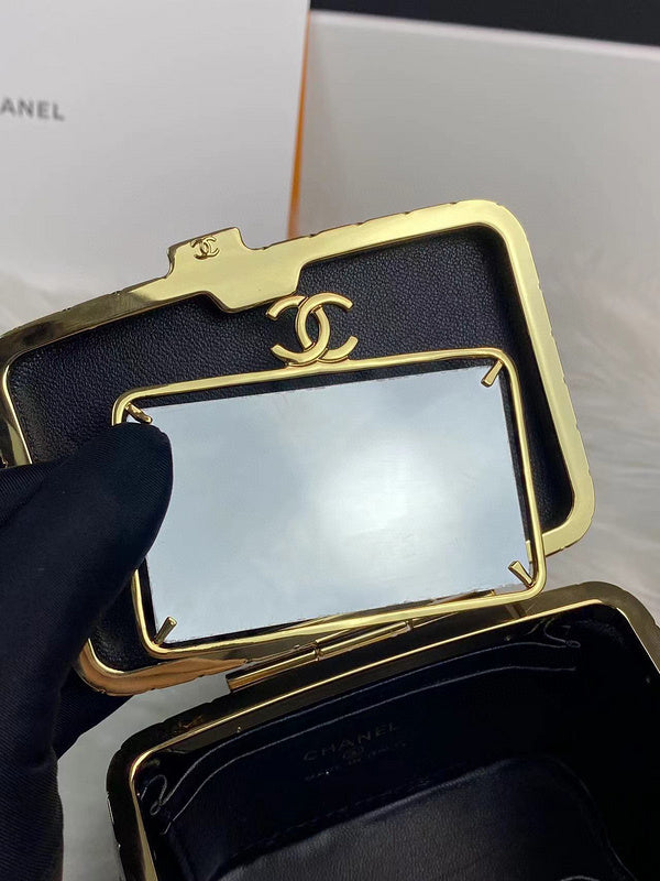 Luxe Touch Bags 

 -  Bags - 3121