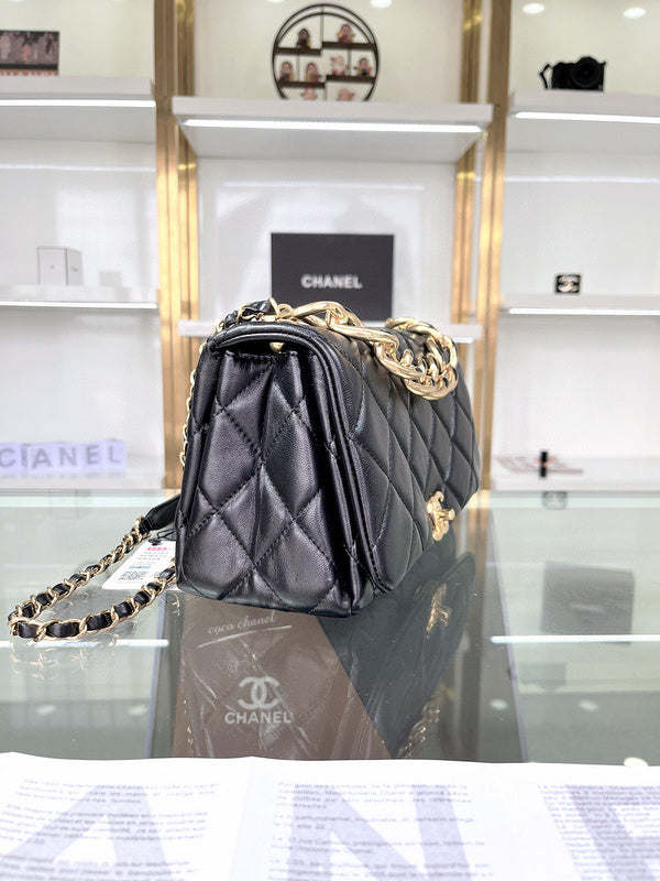 Luxe Touch Bags 

 -  Bags - 3021