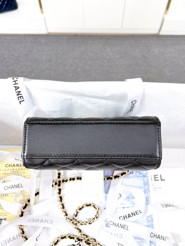 Luxe Touch Bags 

 -  Bags - 2990