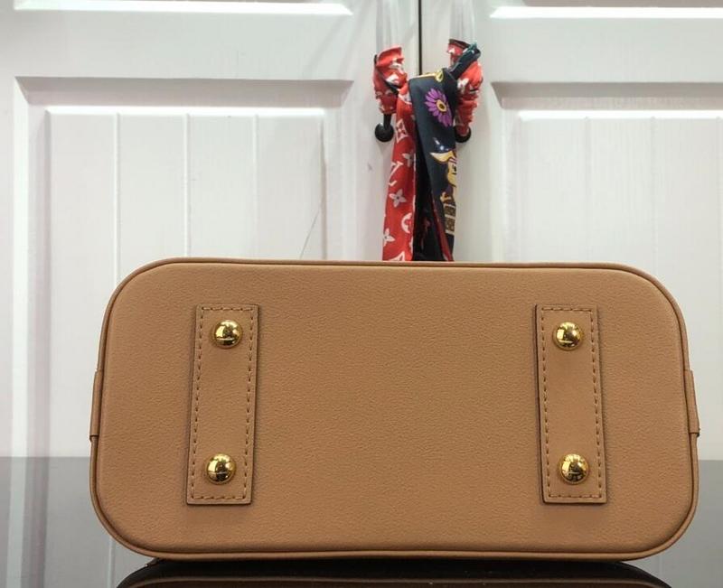 Luxe Touch Bags -   2343