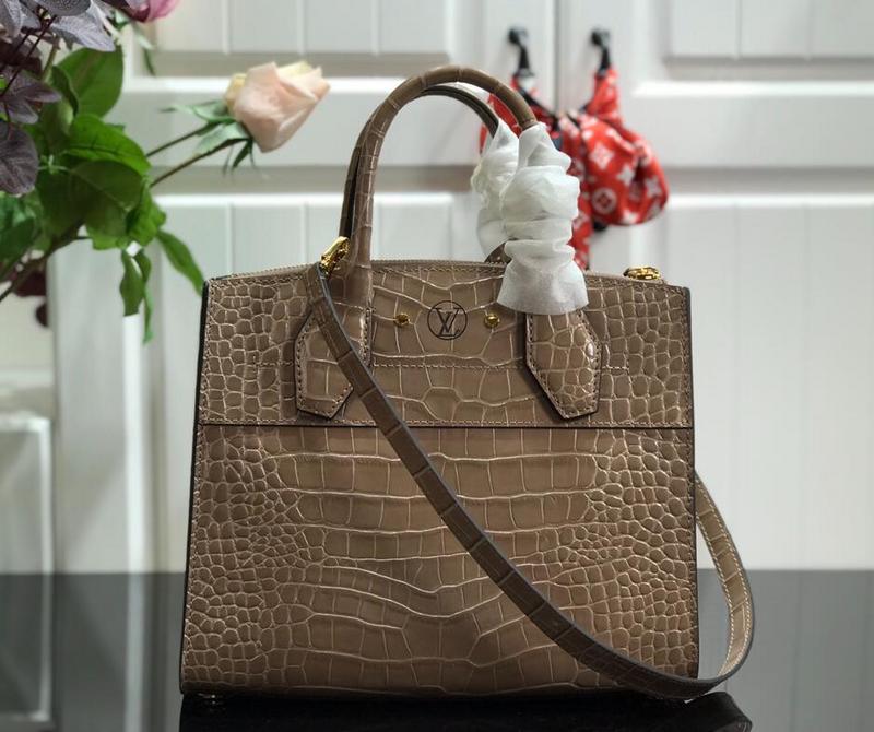 Luxe Touch Bags -   2683