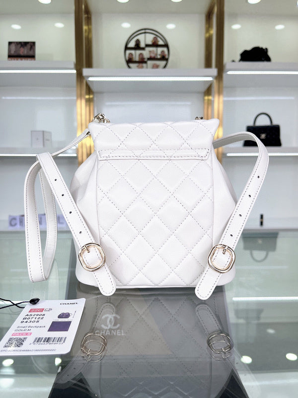 Luxe Touch Bags 

 -  Bags - 2664