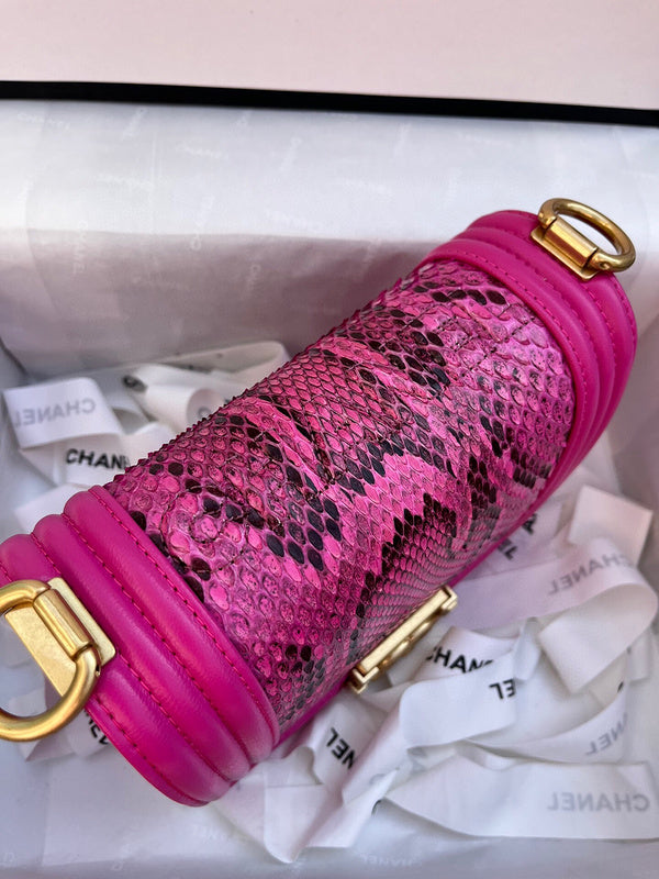 Luxe Touch Bags 

 -  Bags - 3413
