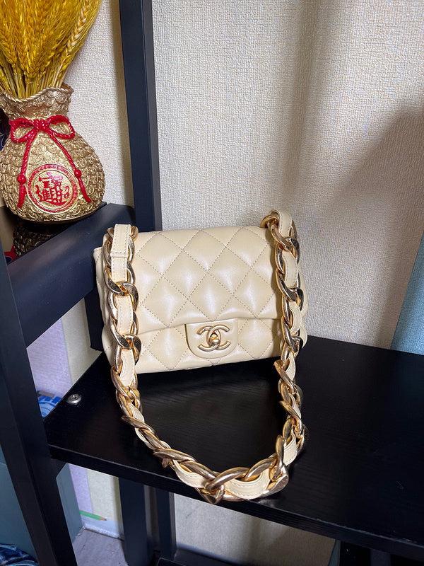 Luxe Touch Bags 

 -  Bags - 3096