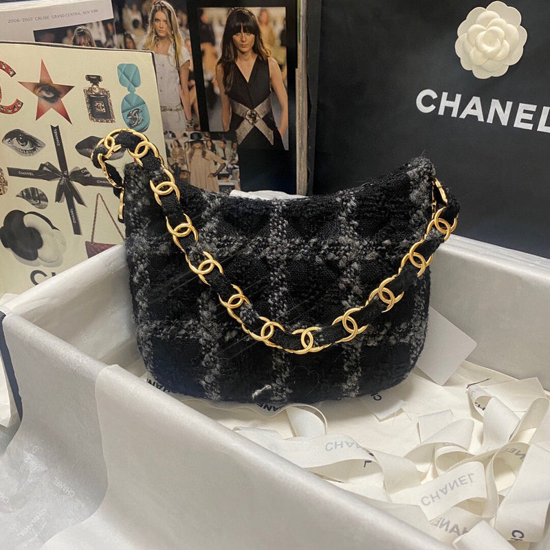 Luxe Touch Bags 

 -  Bags - 2710