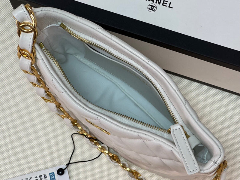 Luxe Touch Bags 

 -  Bags - 2782
