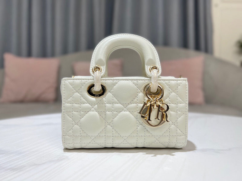 LTB - Luxe Touch Bags - 1950