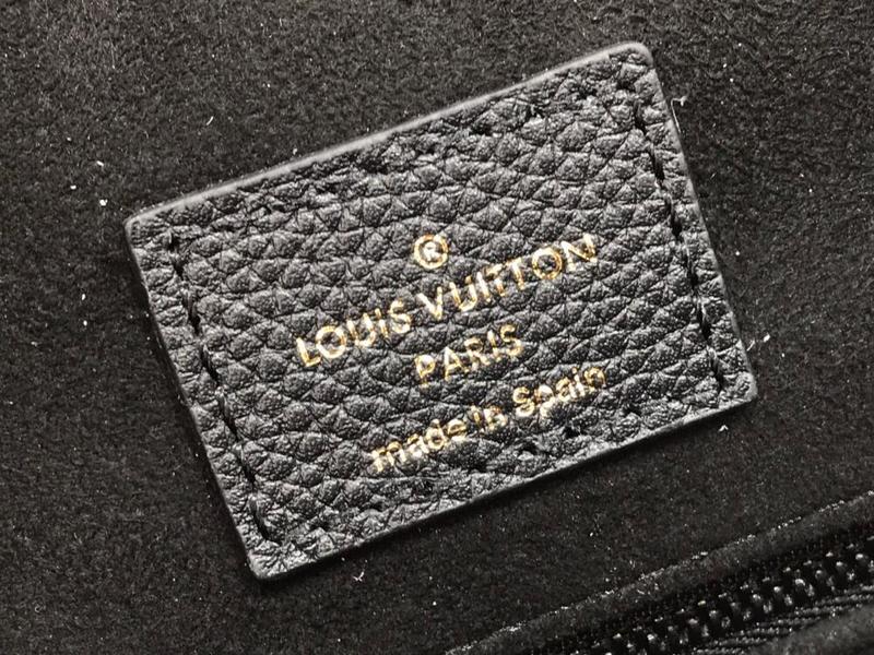 Luxe Touch Bags -   2667