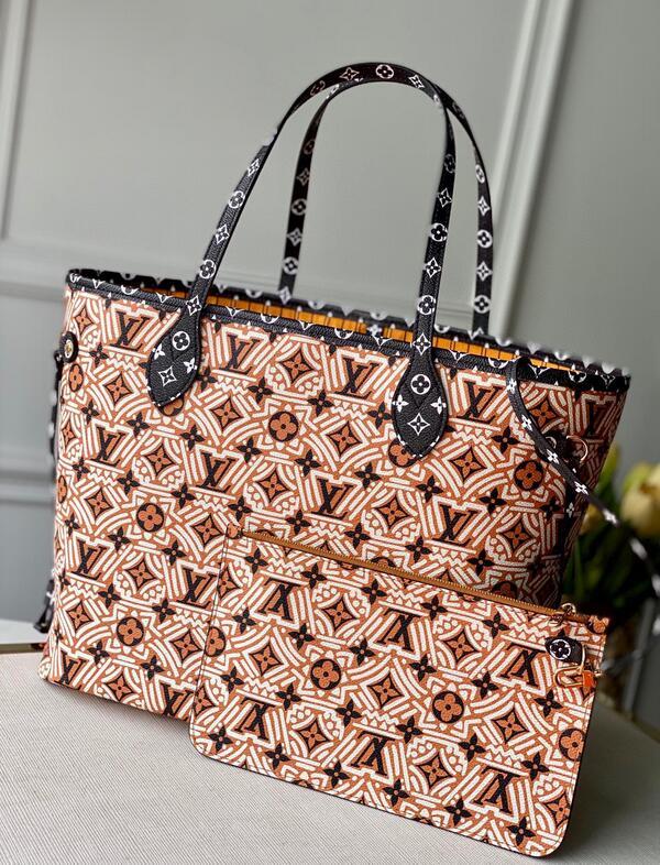 Luxe Touch Bags -   2748