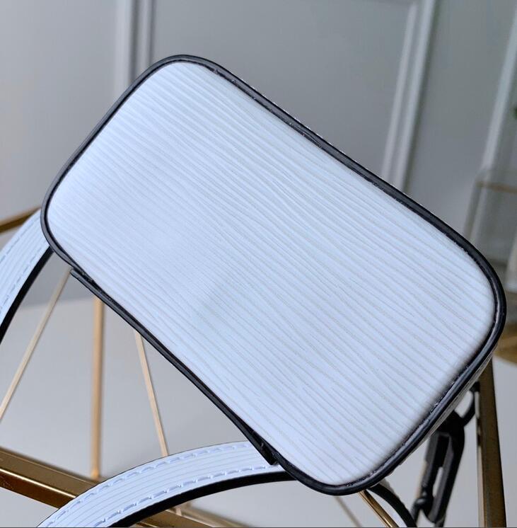 Luxe Touch Bags -   2988