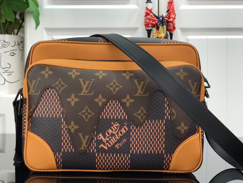 Fashion Luxe Touch bags - 2909