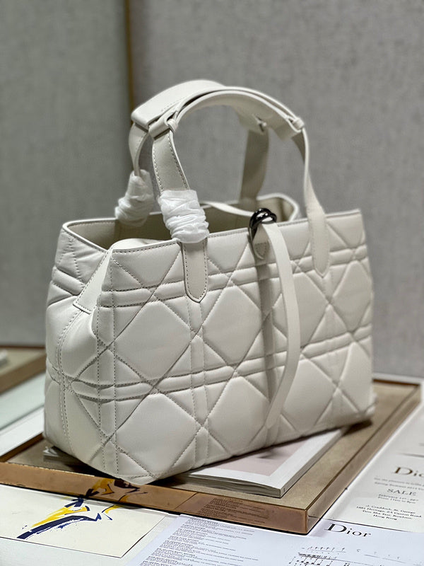 LTB - Luxe Touch Bags - 1596