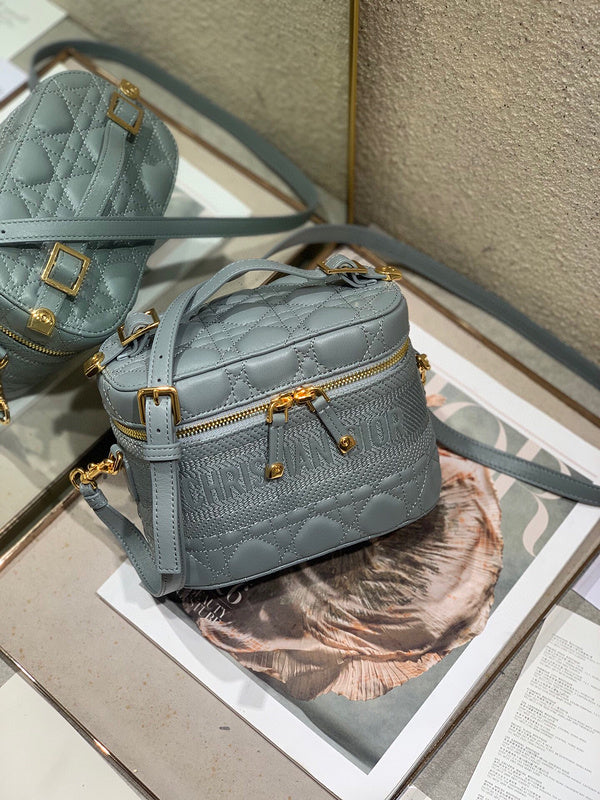 LTB - Luxe Touch Bags - 1931