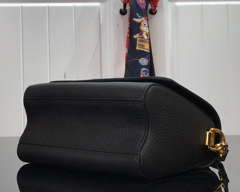 Luxe Touch Bags -   2360